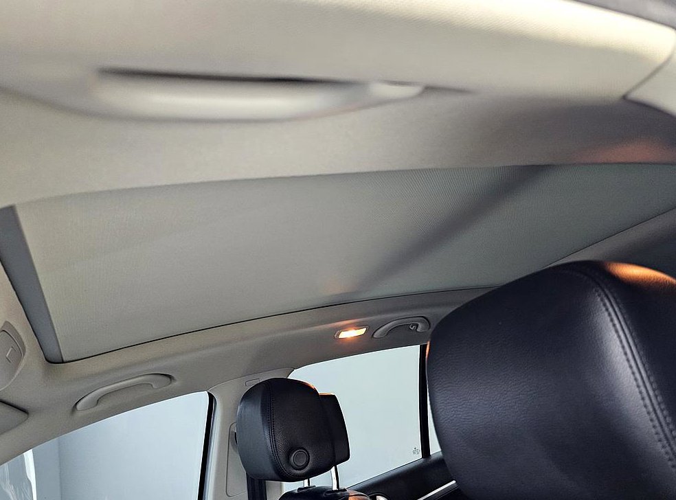 폭스바겐 티구안 2.0 TDI 프리미엄 사진 12