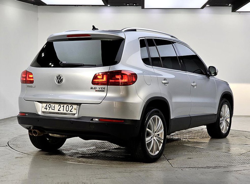 폭스바겐 티구안 2.0 TDI 프리미엄 사진 4