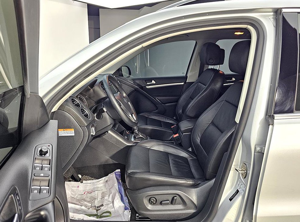 폭스바겐 티구안 2.0 TDI 프리미엄 사진 8