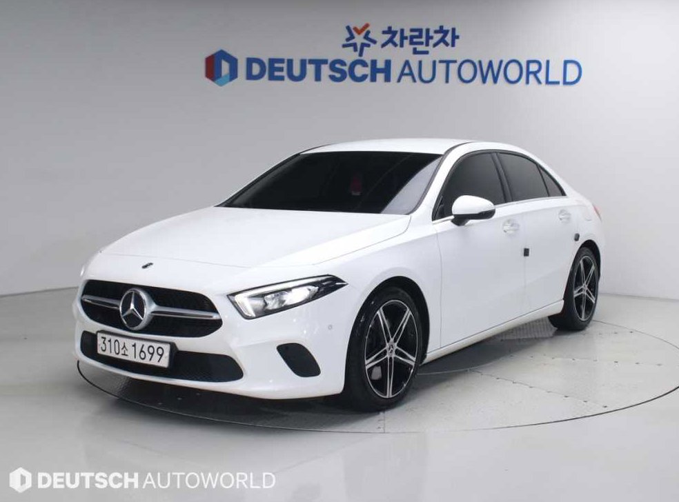 벤츠 A 클래스 A250 4MATIC 세단
