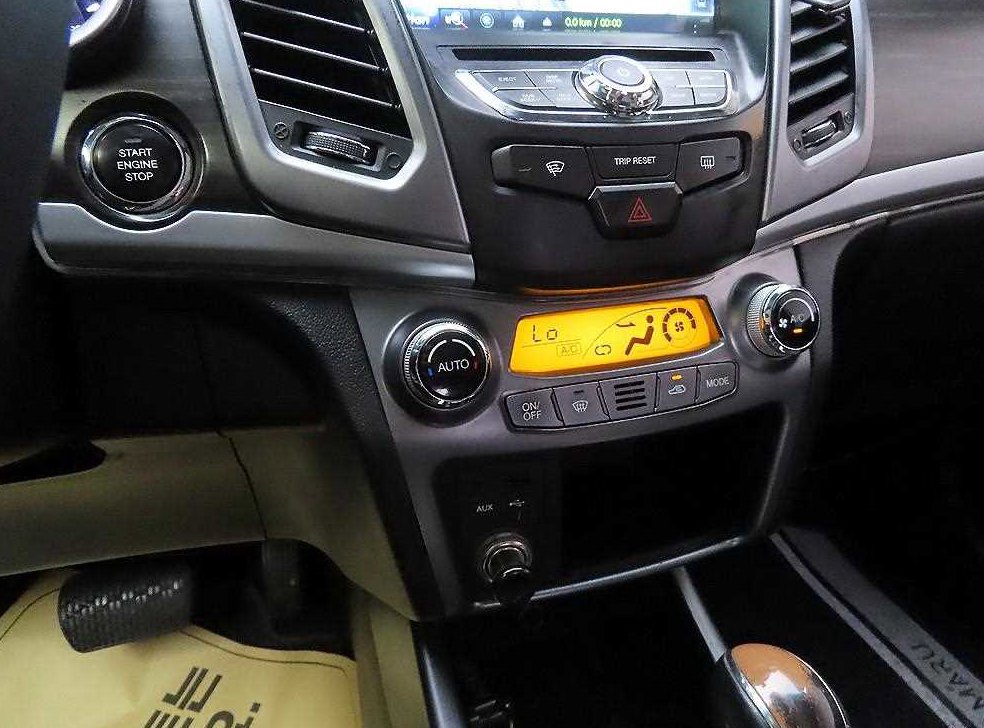 KG모빌리티(쌍용)  코란도 2WD 2.0 CVT 사진 16