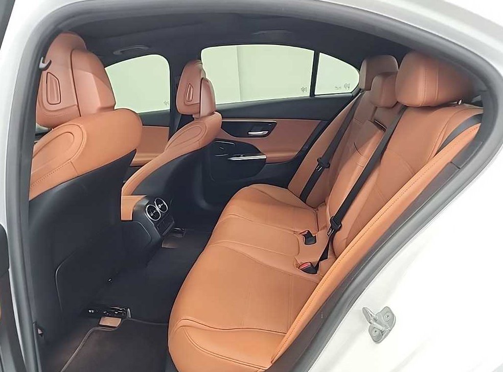 벤츠 C 클래스 C300 4MATIC 아방가르드 사진 12