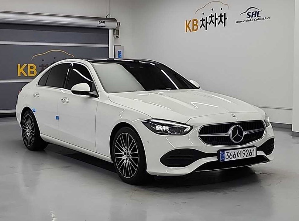 벤츠 C 클래스 C300 4MATIC 아방가르드 사진 4