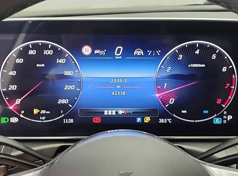 벤츠 C 클래스 C300 4MATIC 아방가르드 사진 6