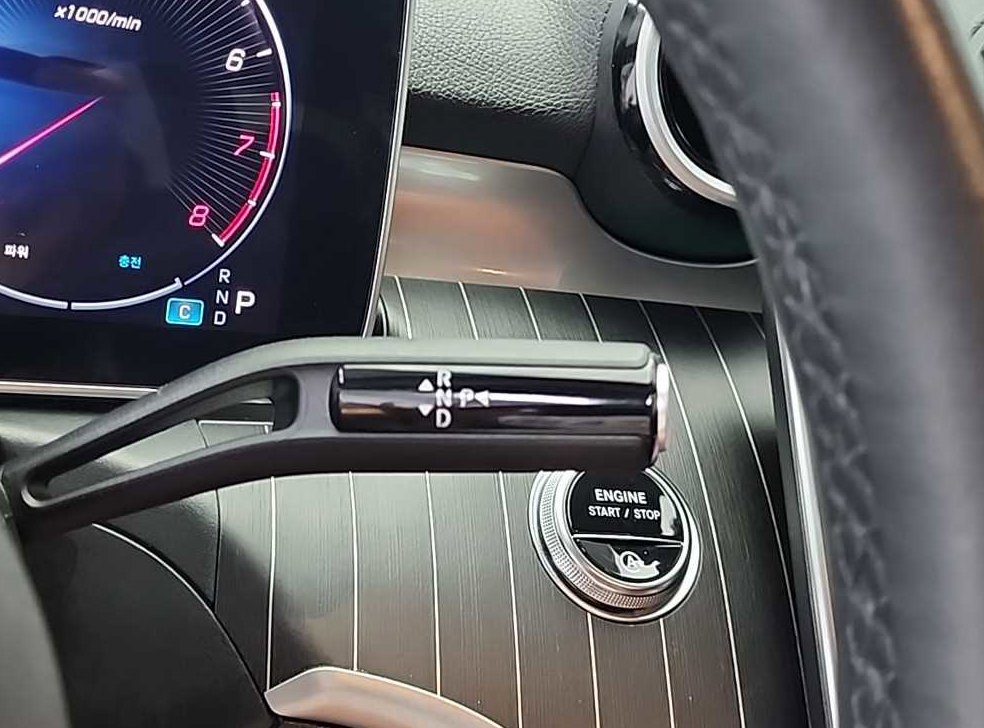 벤츠 C 클래스 C300 4MATIC 아방가르드 사진 8