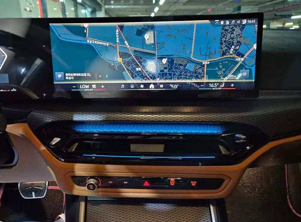 BMW 3시리즈 320i 사진 16