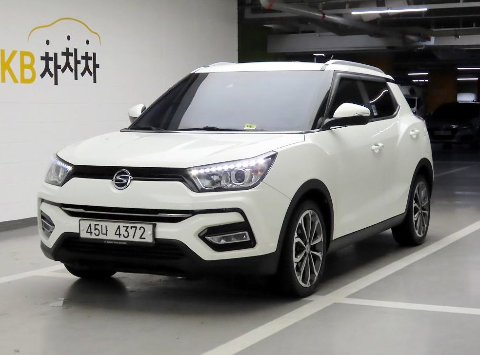 KG모빌리티(쌍용)  티볼리 2WD 가솔린 VX 사진 2