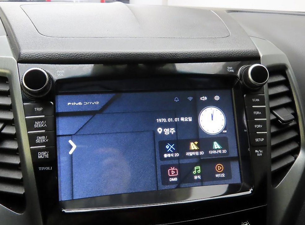 KG모빌리티(쌍용)  티볼리 2WD 가솔린 VX 사진 8
