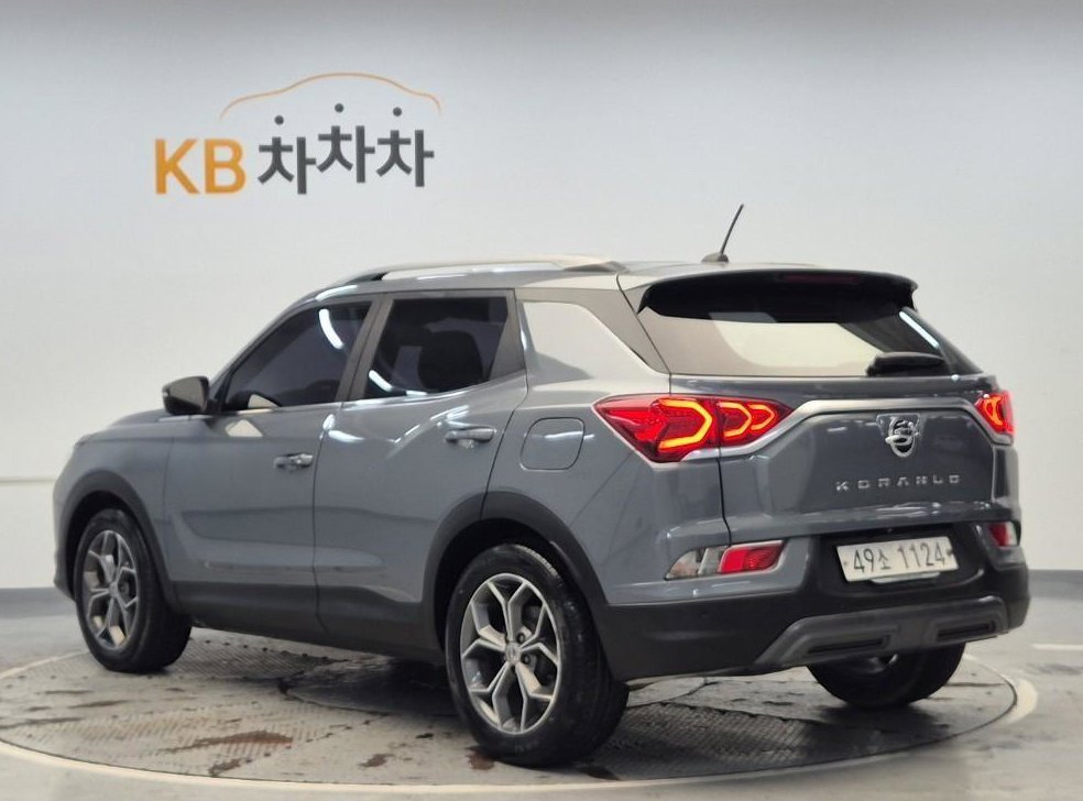 KG모빌리티(쌍용)  코란도 2WD 디젤 1.6 딜라이트 플러스 사진 2