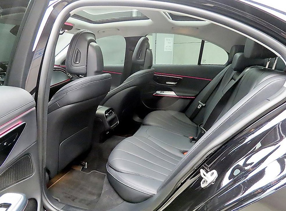 벤츠 E 클래스 E200 사진 6