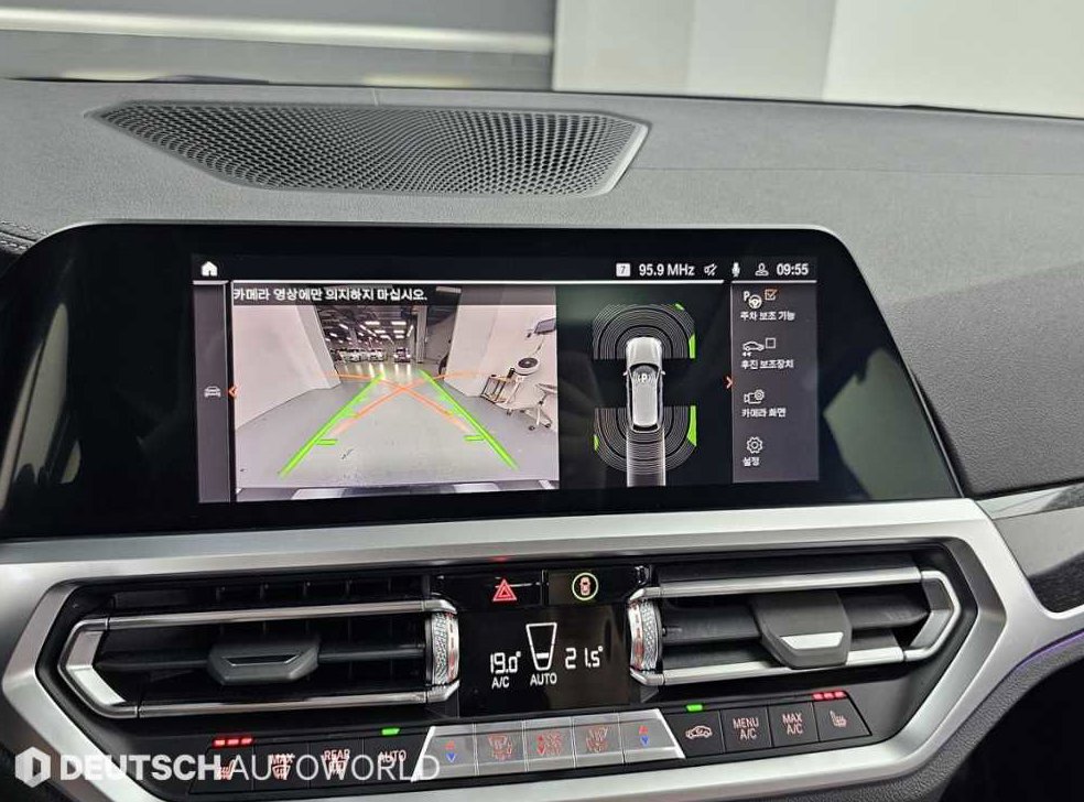 BMW 3시리즈 320i 투어링 럭셔리 사진 15