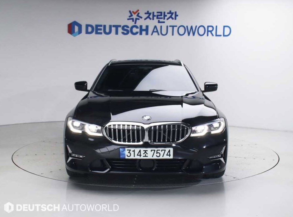 BMW 3시리즈 320i 투어링 럭셔리 사진 3