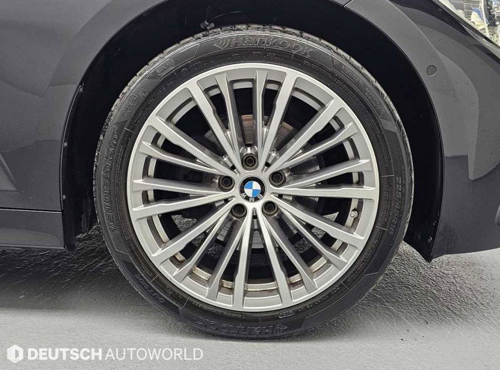 BMW 3시리즈 320i 투어링 럭셔리 사진 5