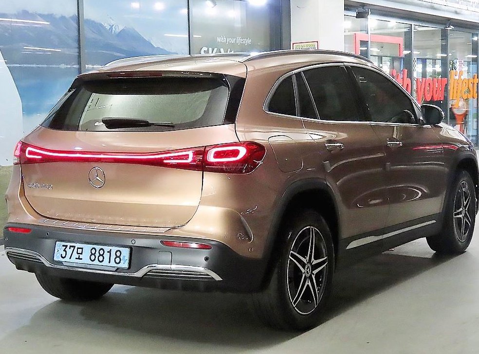 벤츠 EQA EQA 250 사진 4
