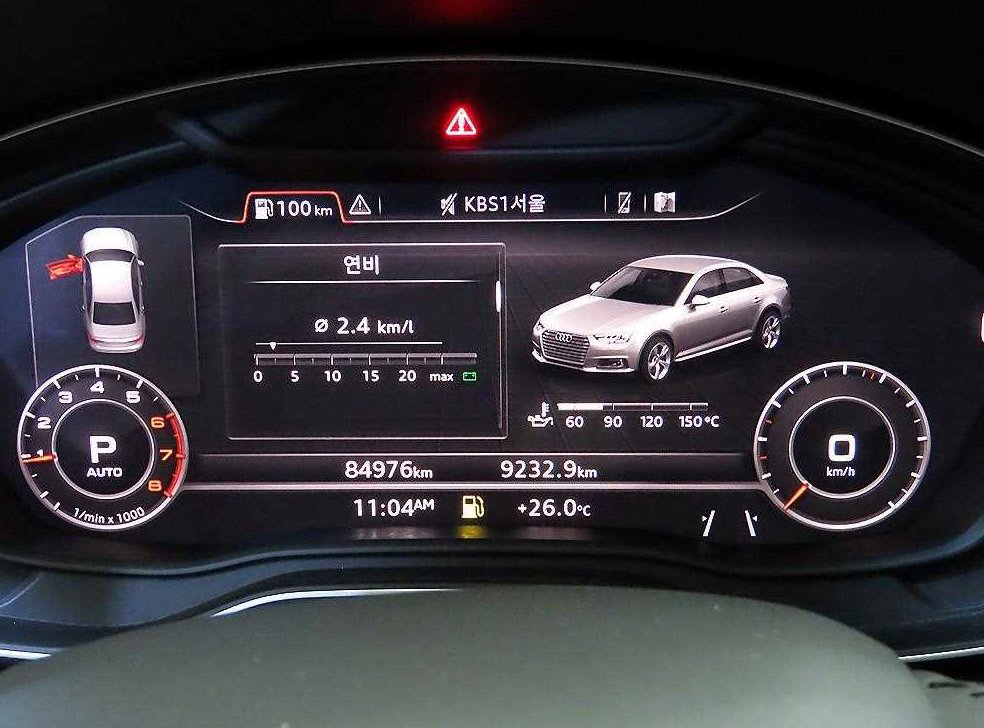아우디 A4 40 TFSI 사진 9