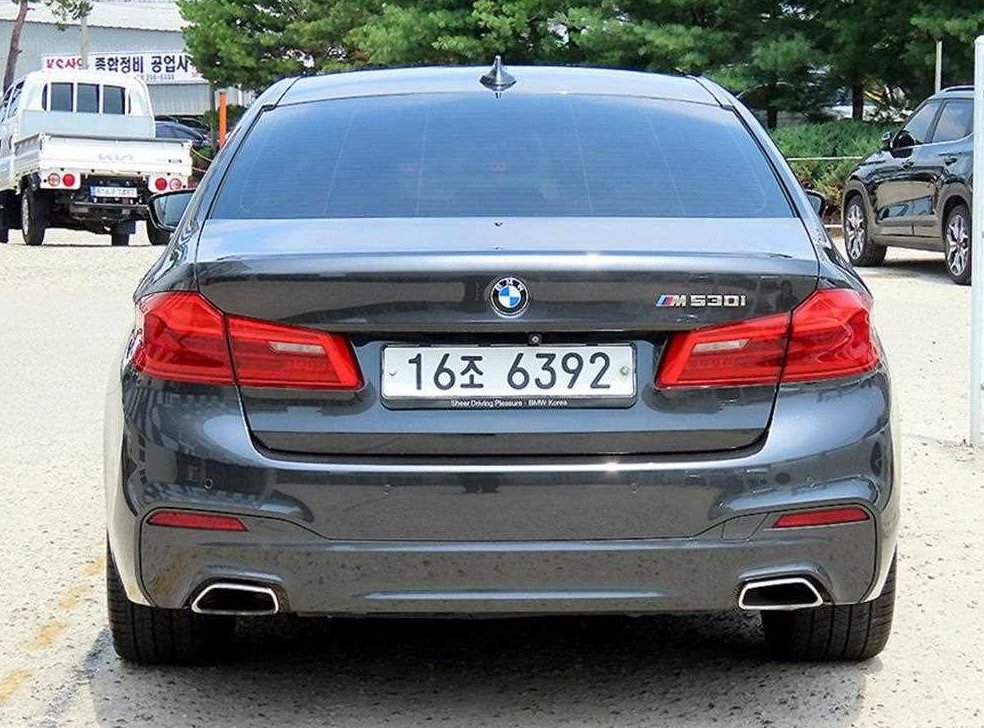 BMW 5시리즈 530i M 스포츠 플러스 사진 4