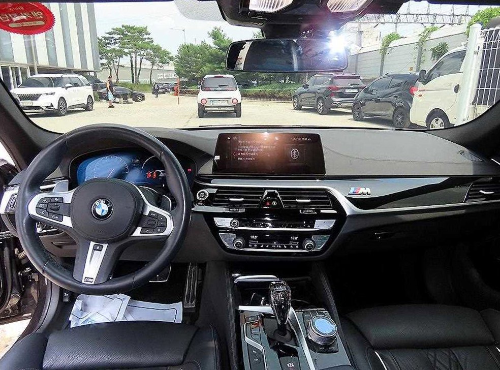 BMW 5시리즈 530i M 스포츠 플러스 사진 7