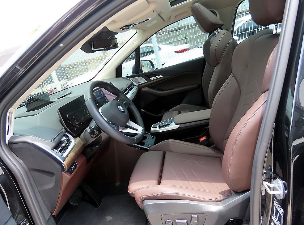 BMW 2시리즈 218d 럭셔리 사진 5