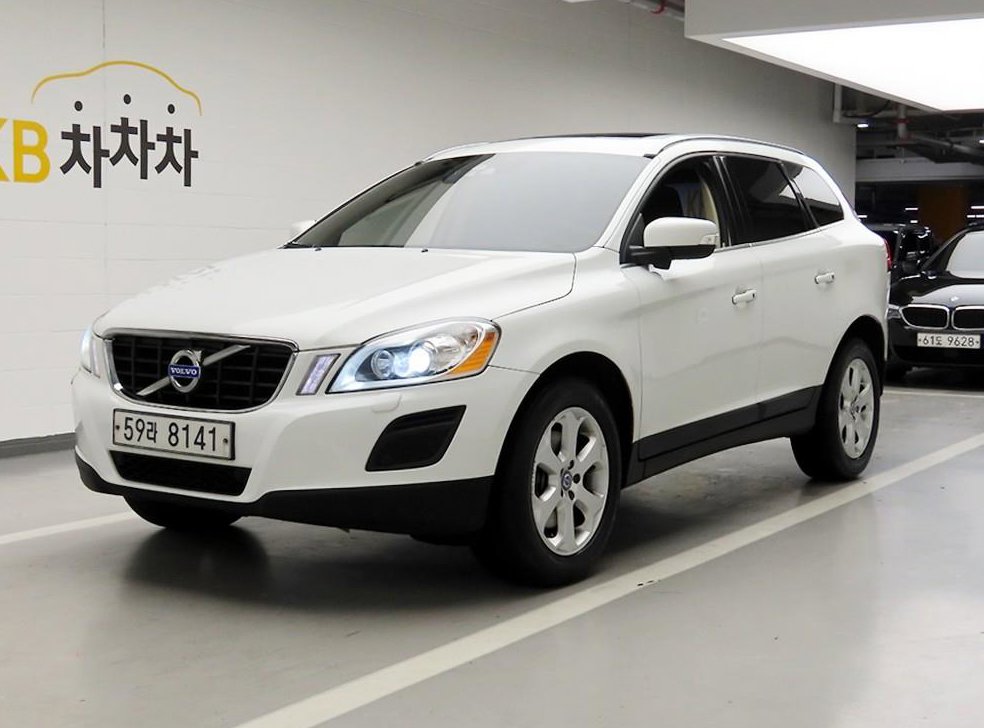 볼보 XC60 D5 AWD 사진 2