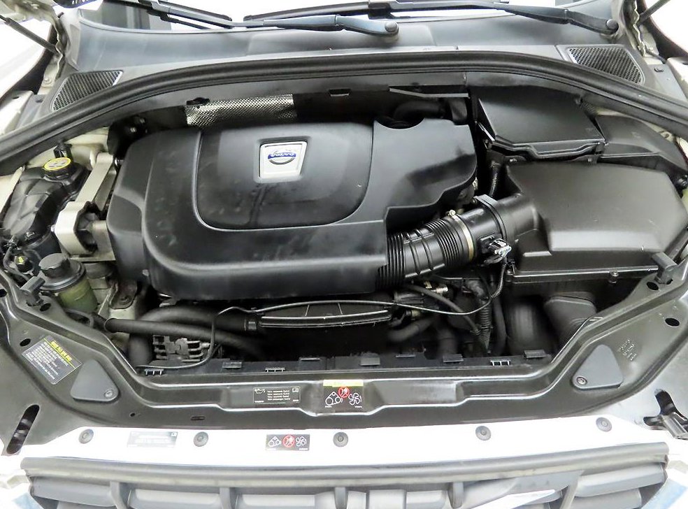 볼보 XC60 D5 AWD 사진 20