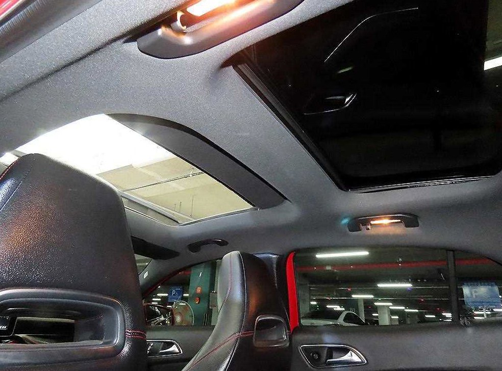 벤츠 GLA 클래스 GLA45 AMG 4MATIC 사진 16