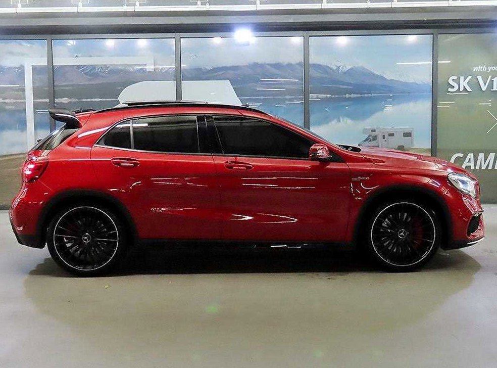 벤츠 GLA 클래스 GLA45 AMG 4MATIC 사진 3