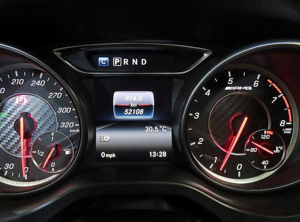 벤츠 GLA 클래스 GLA45 AMG 4MATIC 사진 9