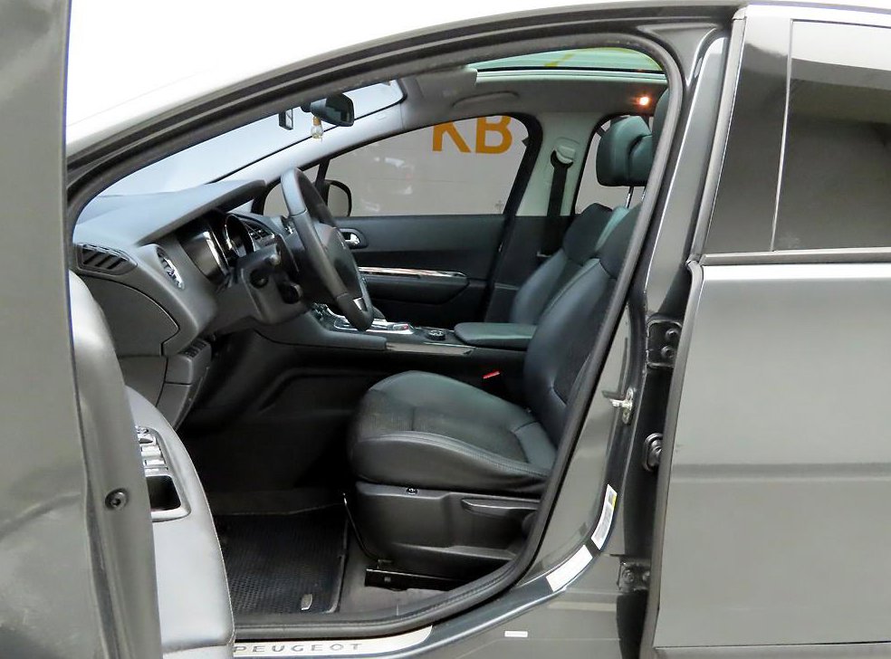 푸조 3008 1.6 e-HDI Active 사진 12