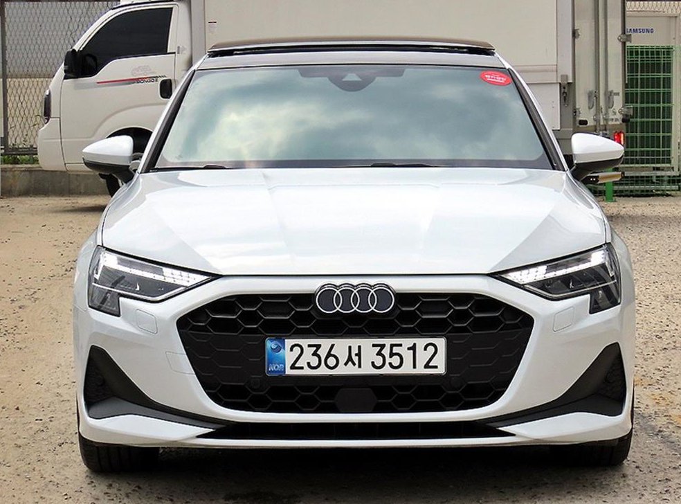아우디 A3 40 TFSI