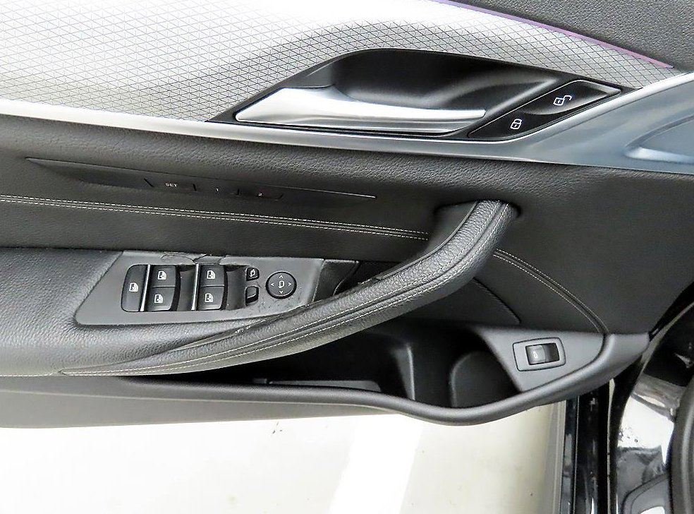 BMW 5시리즈 520d M 스포츠 플러스 사진 11