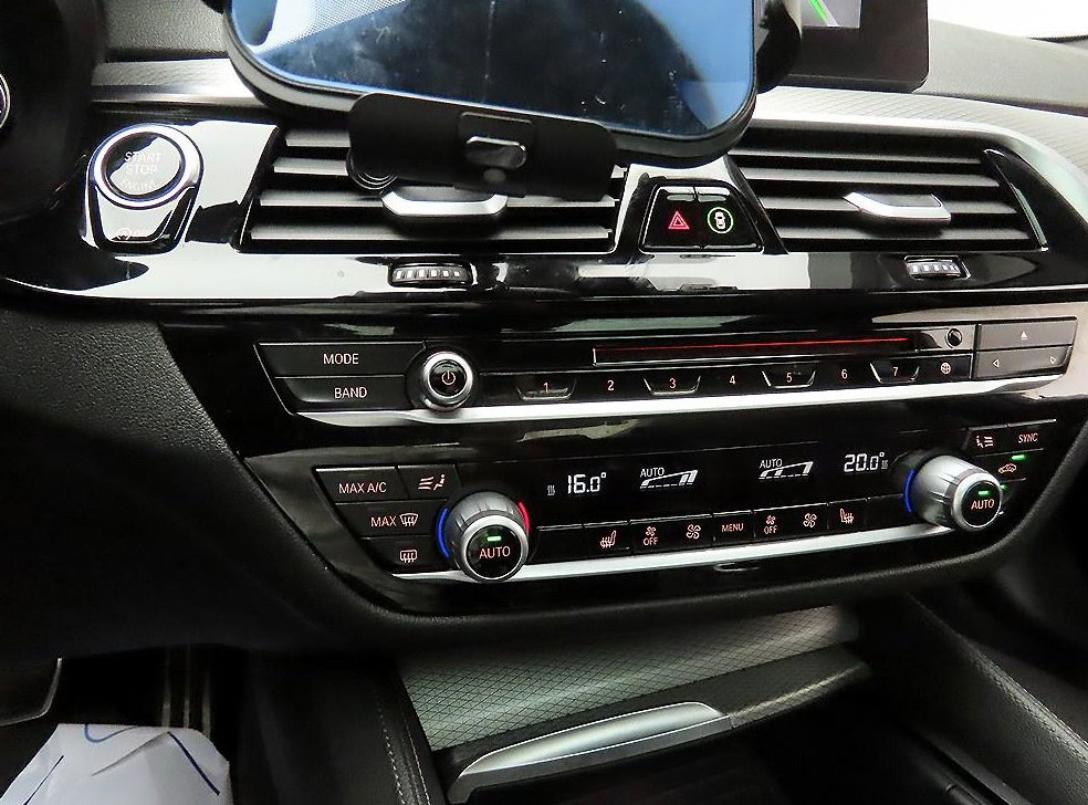 BMW 5시리즈 520d M 스포츠 플러스 사진 15
