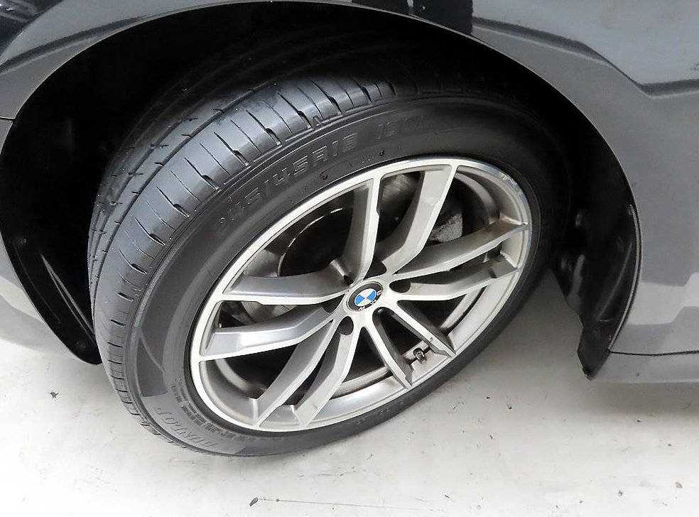 BMW 5시리즈 520d M 스포츠 플러스 사진 19