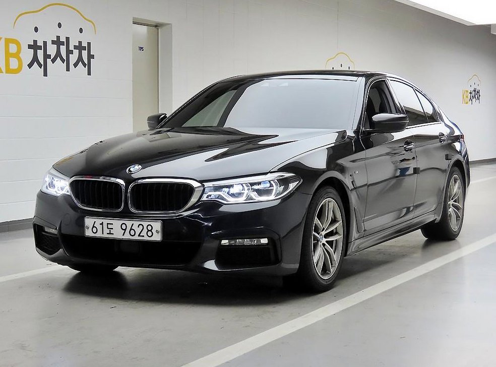 BMW 5시리즈 520d M 스포츠 플러스 사진 2