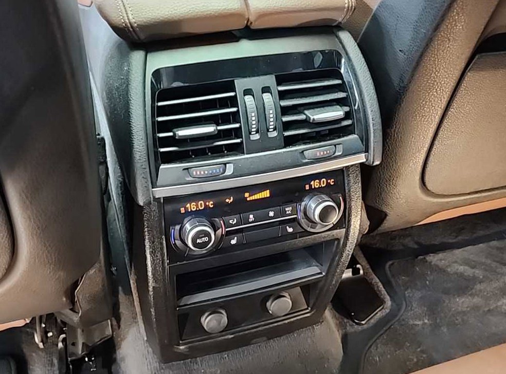 BMW X6 xDrive 30d 사진 13