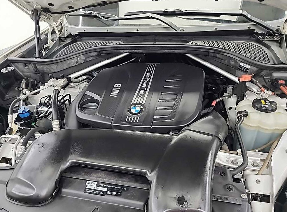 BMW X6 xDrive 30d 사진 5