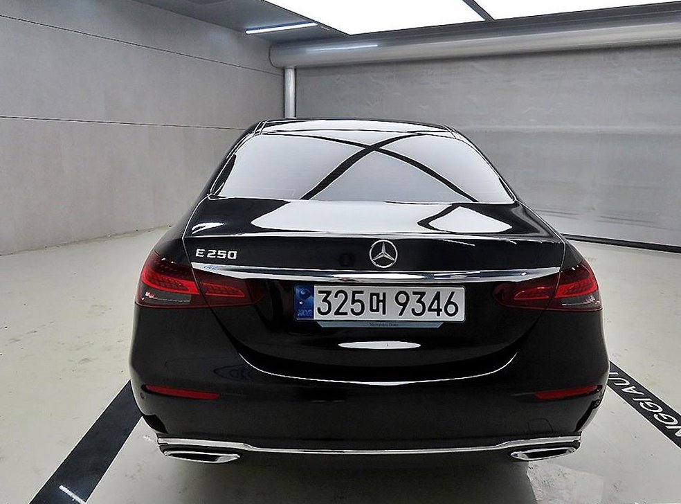벤츠 E 클래스 E250 아방가르드 사진 3