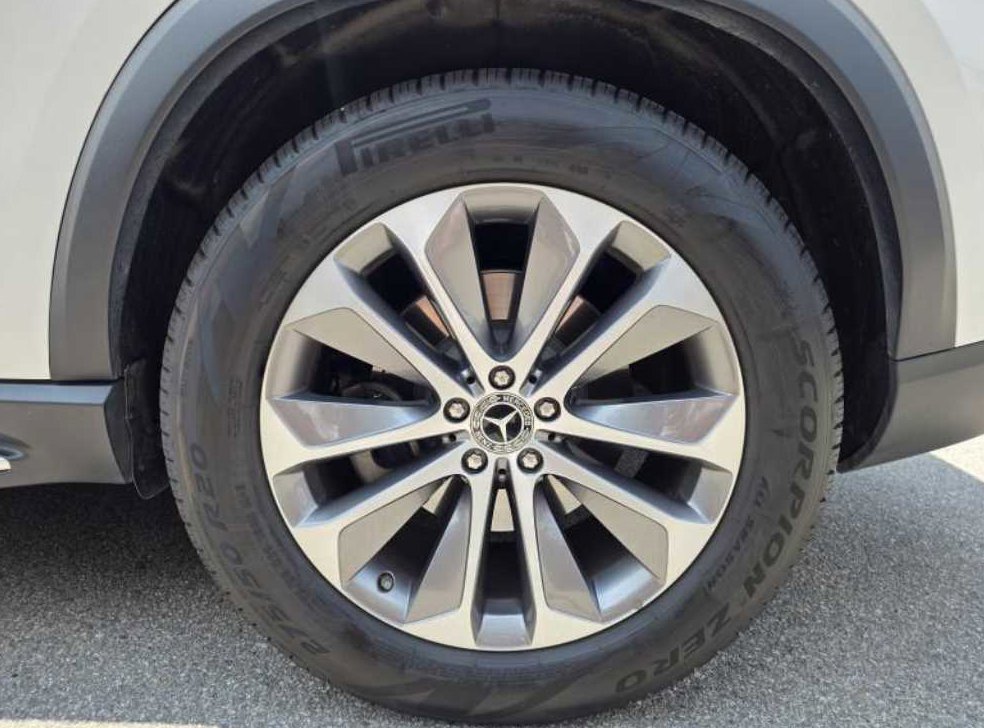벤츠 GLE 클래스 GLE 300d 4MATIC 사진 6