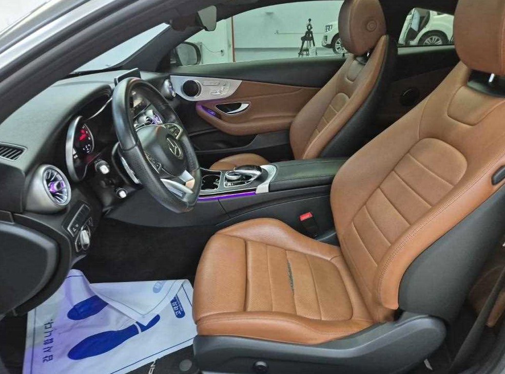 벤츠 C 클래스 C200 쿠페 사진 11