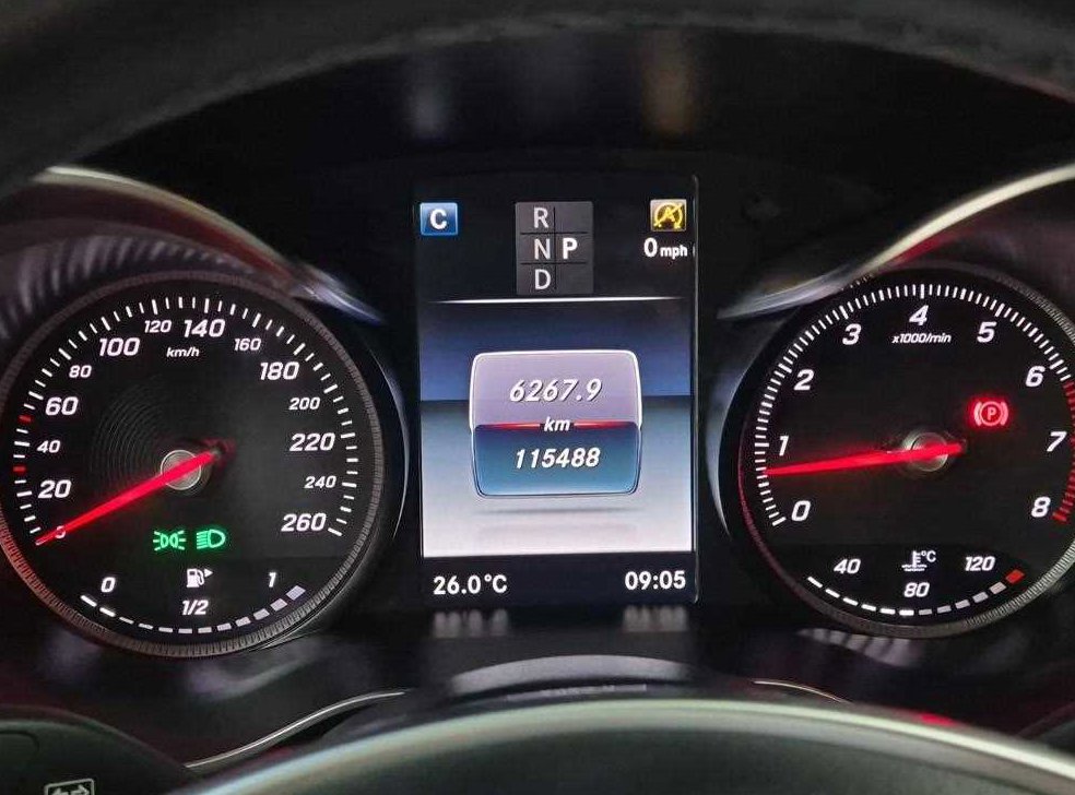 벤츠 C 클래스 C200 쿠페 사진 6