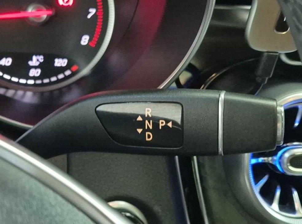 벤츠 C 클래스 C200 쿠페 사진 8
