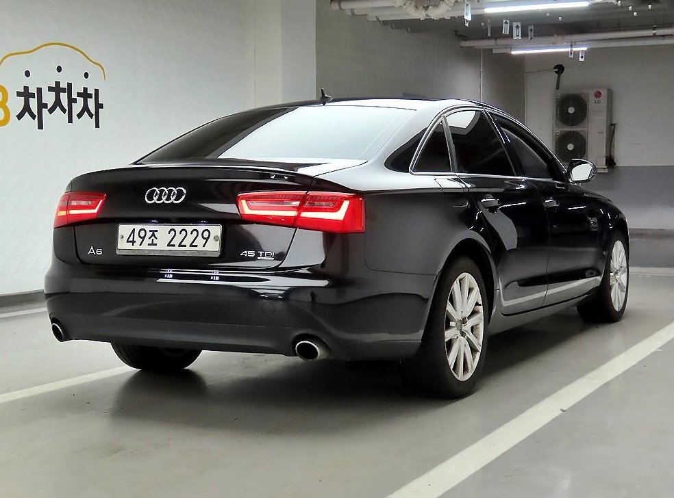 아우디 A6 45 TDI 콰트로 사진 4