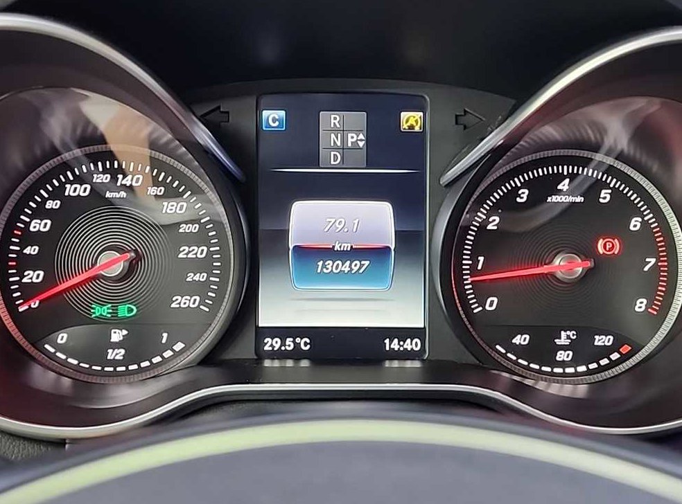 벤츠 C 클래스 C200 아방가르드 사진 6