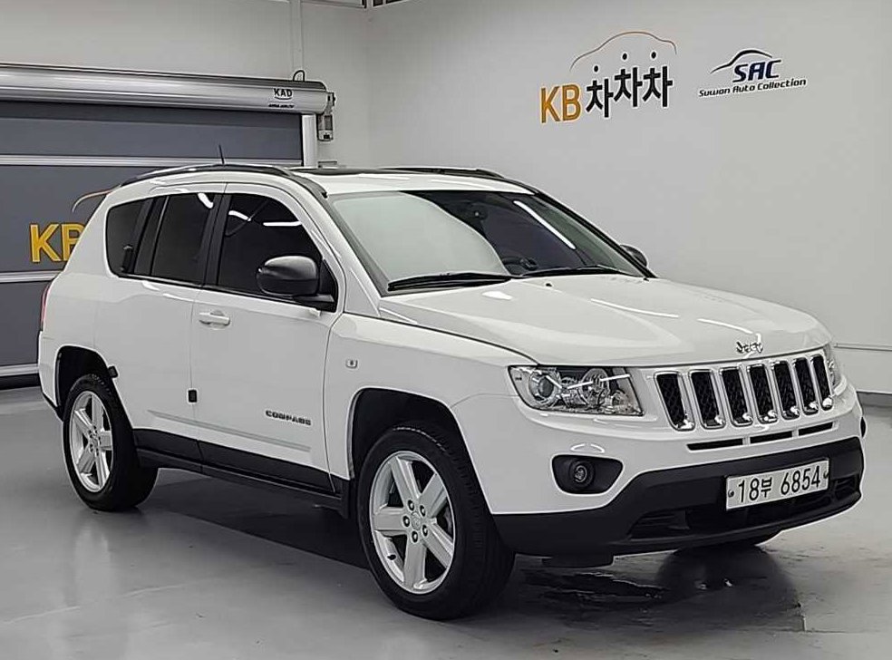 지프 컴패스 2.4 리미티드 사진 4