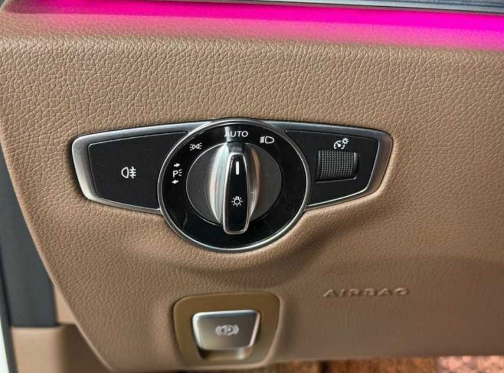 벤츠 E 클래스 E300 아방가르드 사진 10
