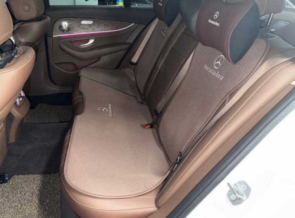 벤츠 E 클래스 E300 아방가르드 사진 7