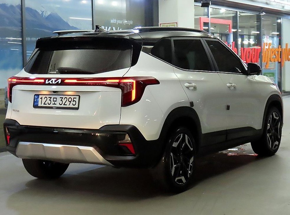 기아 셀토스 가솔린 1.6 터보 2WD 사진 4