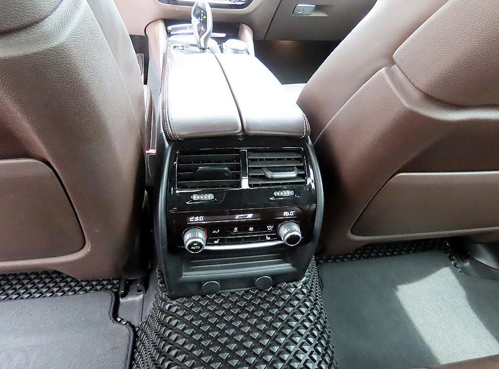 BMW 5시리즈 520d xDrive M 스포츠 플러스 사진 16
