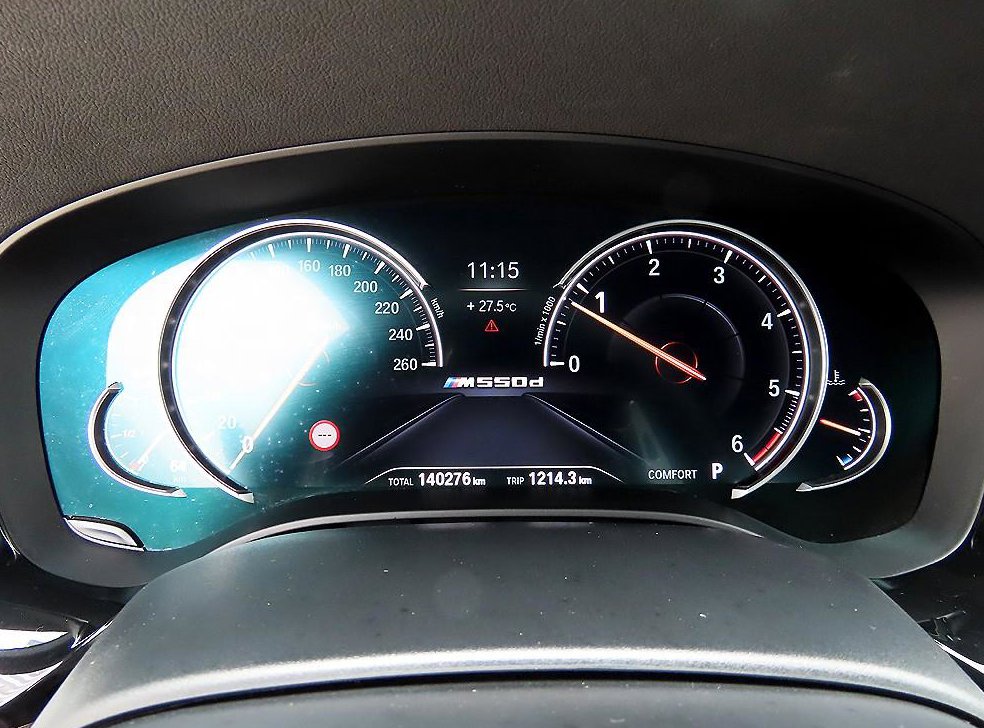 BMW 5시리즈 520d xDrive M 스포츠 플러스 사진 9