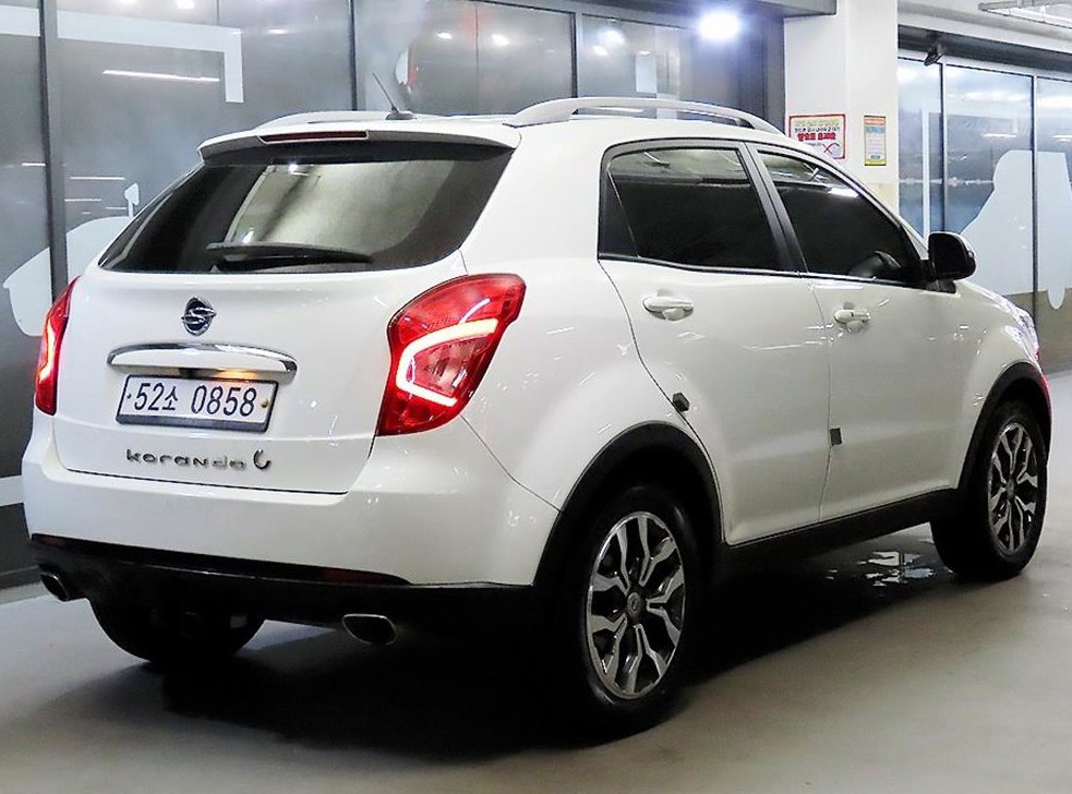 KG모빌리티(쌍용)  코란도 2WD 2.2 RX 사진 4