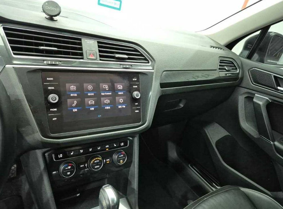 폭스바겐 티구안 2.0 TDI 프리미엄 사진 10